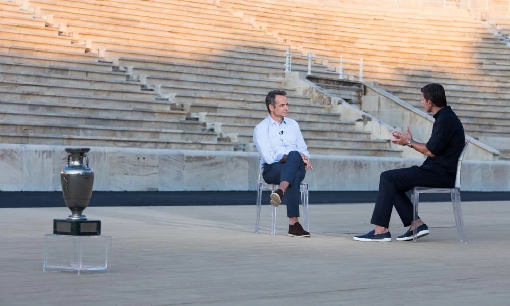 Ο Κ. Μητσοτάκης μιλά για το "θαύμα" του Euro σε… 2004 δευτερόλεπτα!